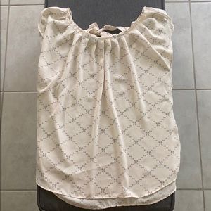 White blouse with grey pattern